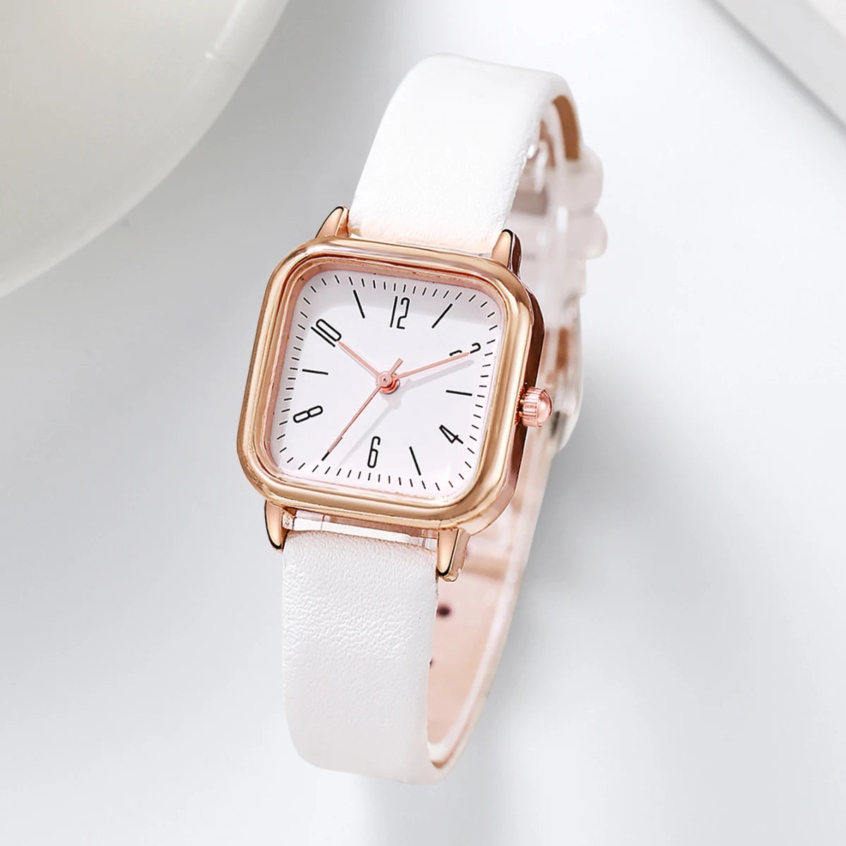 Set Montre Carrée & Bracelet – Élégance