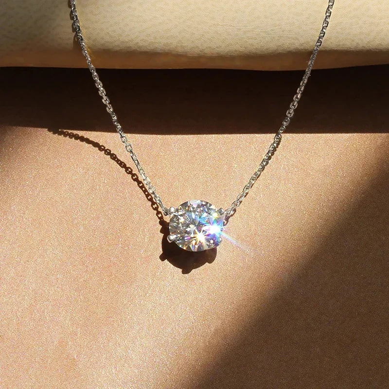Collier Pendentif Zircon Rond – Élégance